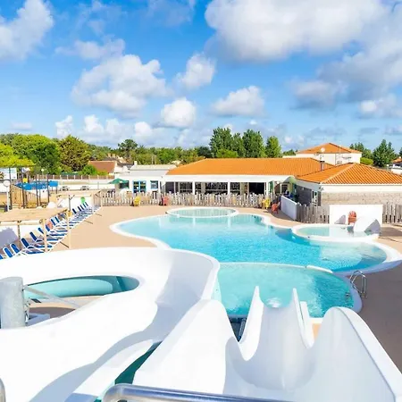 Zecamping 4 - Parc Aquatique - à 700 M - Piscine Couverte Camping