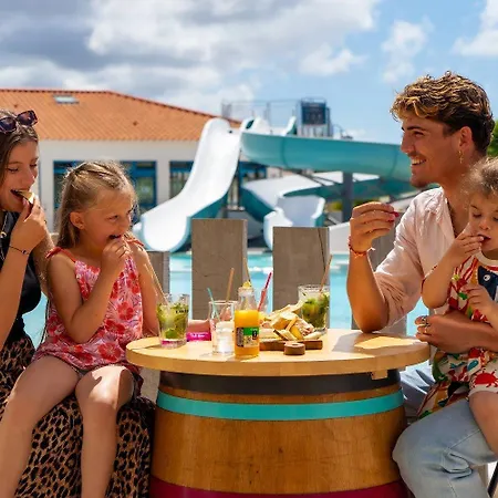 4 Etoiles - Parc Aquatique - Eeiaeg