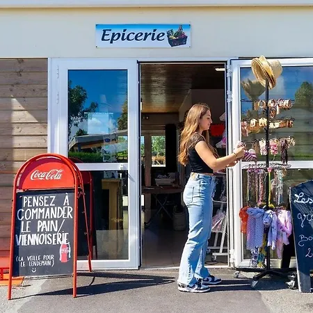 Parque de Campismo 4 Etoiles - Parc Aquatique - Eeiaeg Saint-Jean-de-Monts