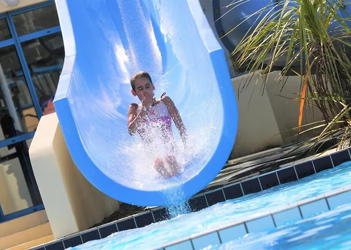 مكان تخييم 4 Etoiles - Parc Aquatique - Eeiaeg